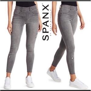 Spanx Jeans Womens Medium Gray Pull On Jean-ish Ankle Cotton Stretch Raw Hem